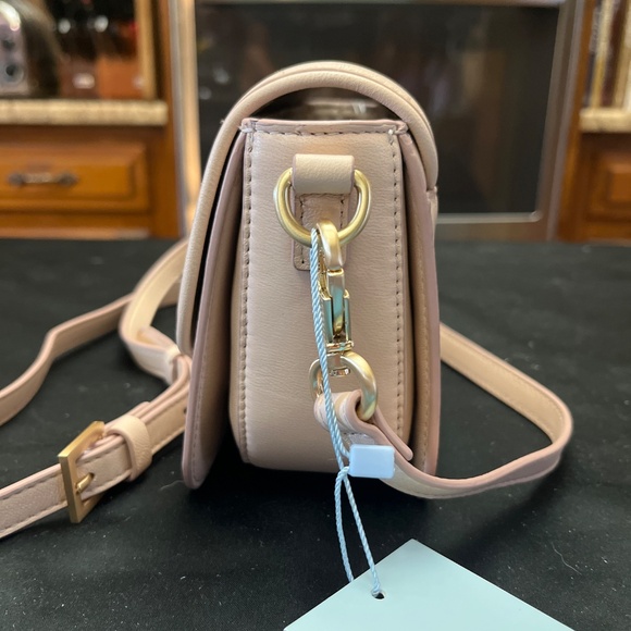 NWT Antonio Melani Hallie Crossbody Leather Bag. - Picture 6 of 15